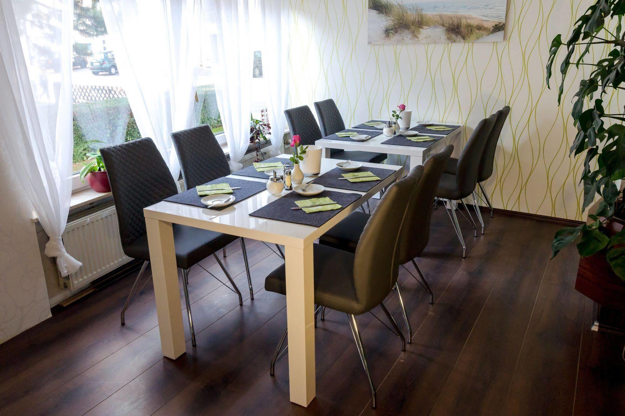 Hotel Rosengarten Schwaebisch Gmuend Ngoại thất bức ảnh