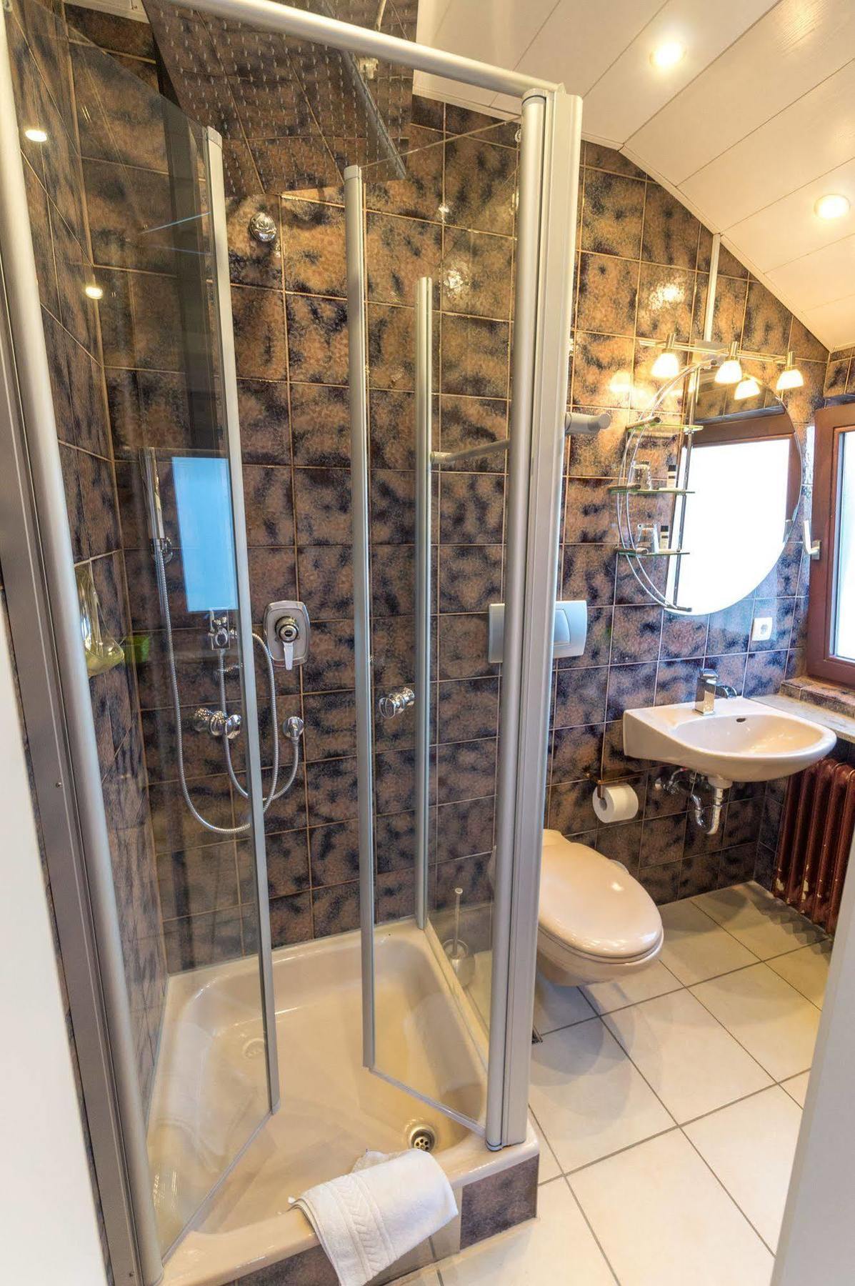 Hotel Rosengarten Schwaebisch Gmuend Ngoại thất bức ảnh