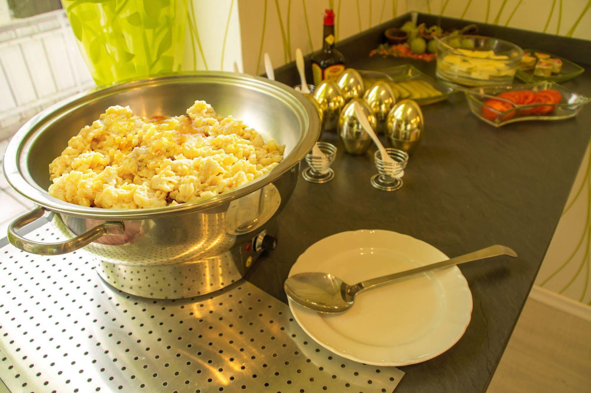 Hotel Rosengarten Schwaebisch Gmuend Ngoại thất bức ảnh