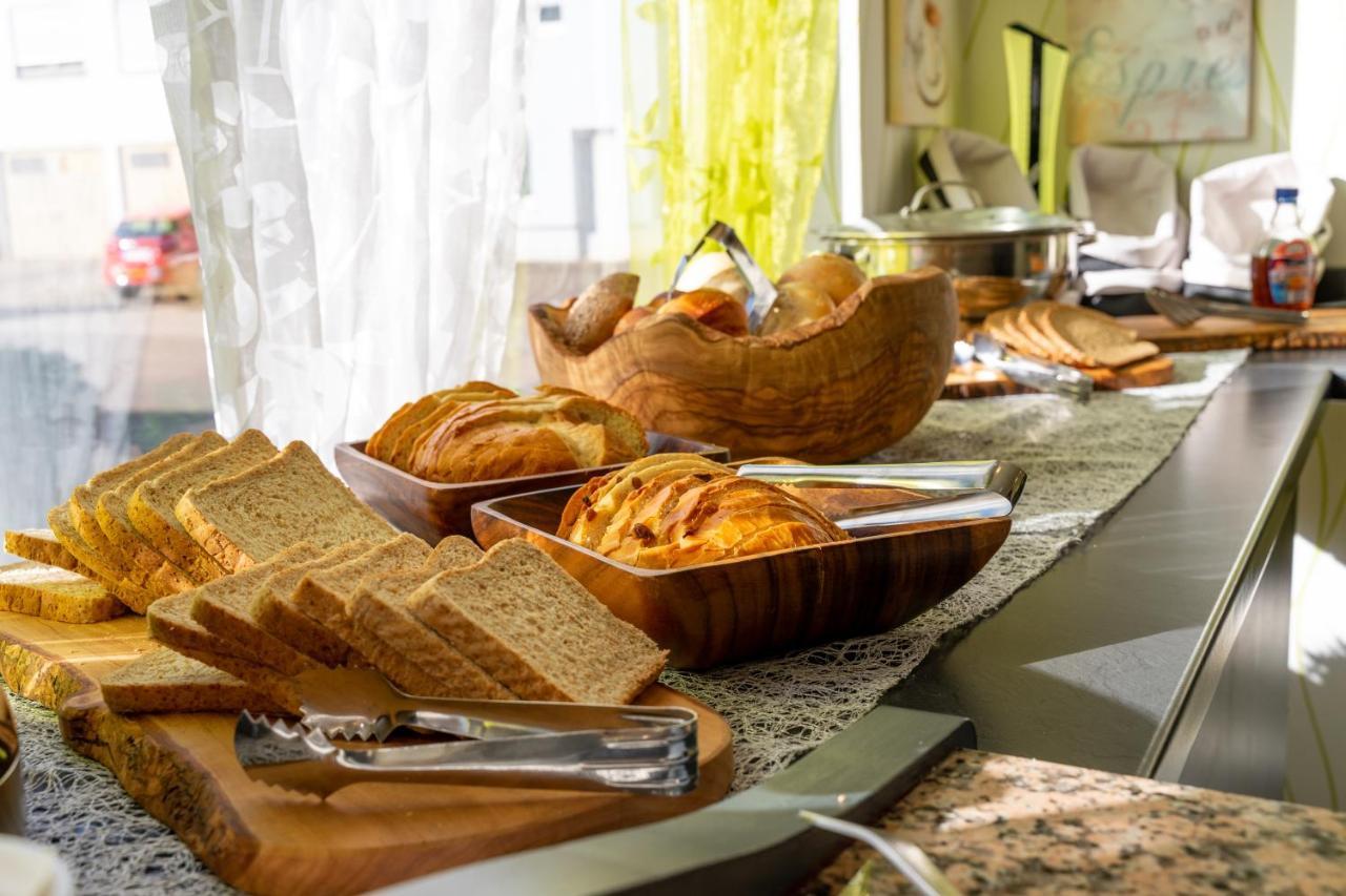 Hotel Rosengarten Schwaebisch Gmuend Ngoại thất bức ảnh