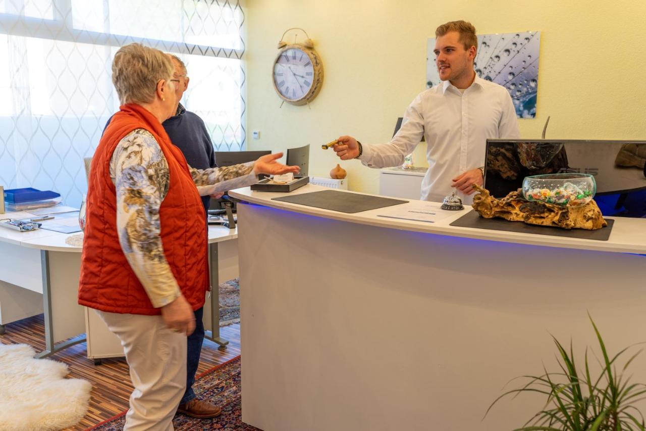 Hotel Rosengarten Schwaebisch Gmuend Ngoại thất bức ảnh