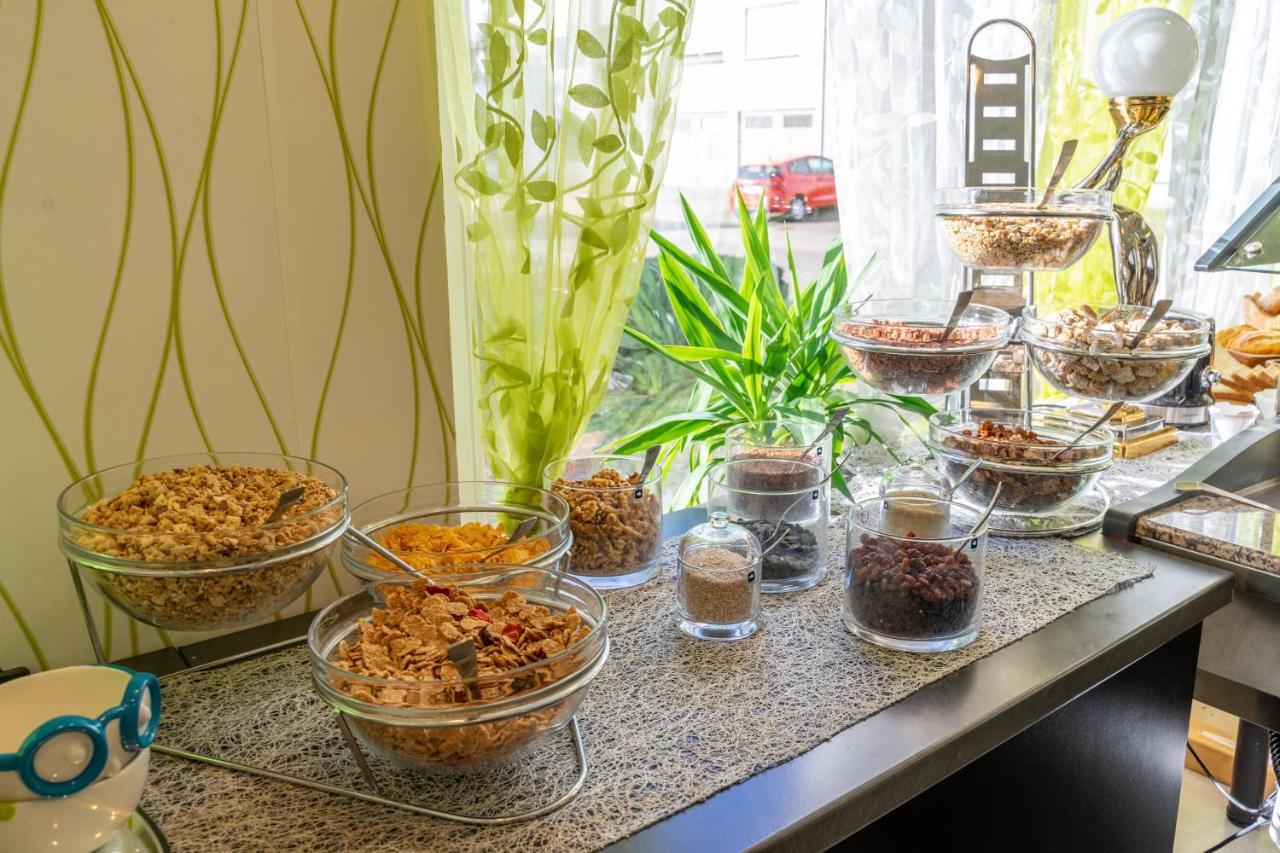 Hotel Rosengarten Schwaebisch Gmuend Ngoại thất bức ảnh