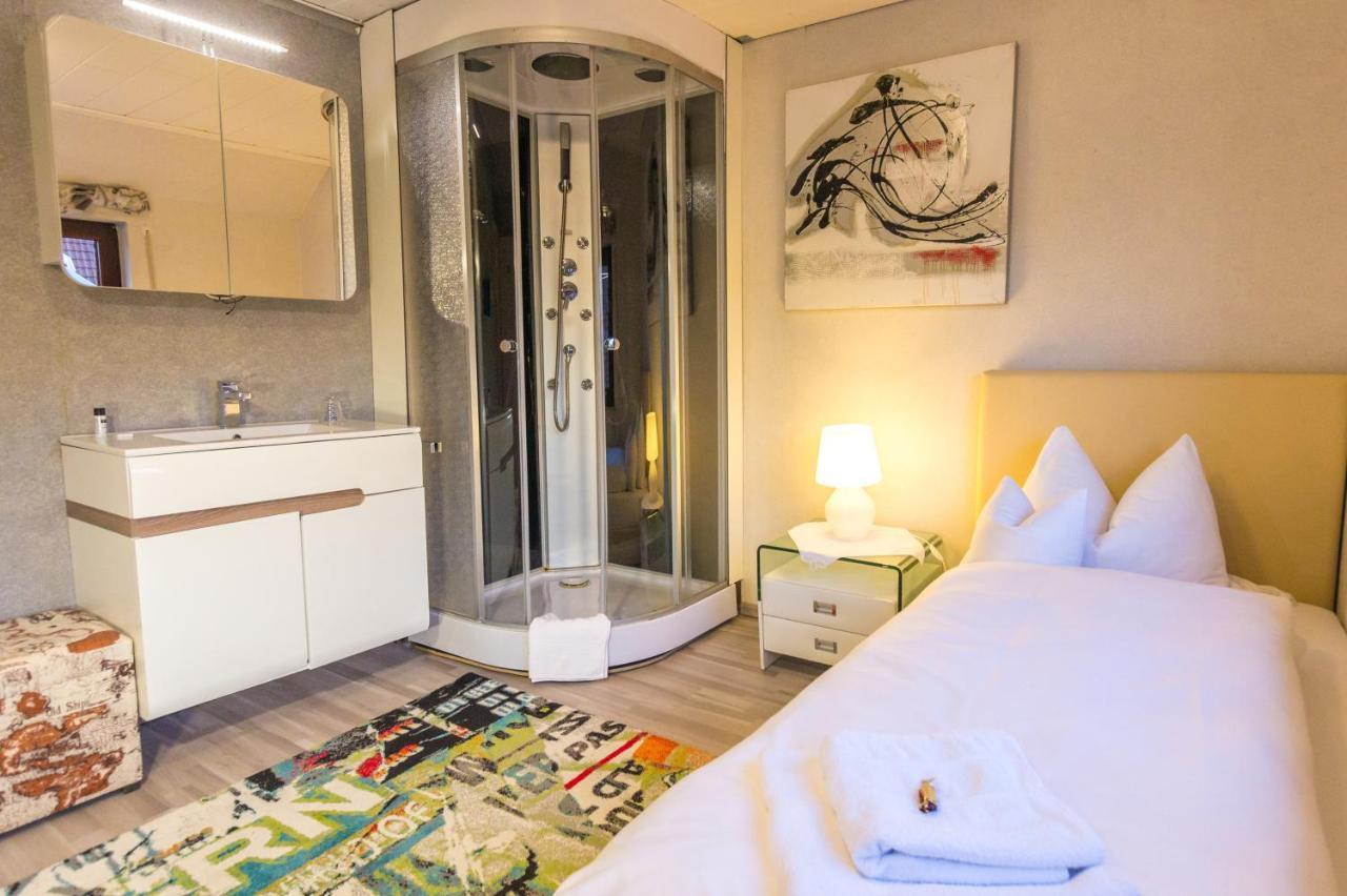 Hotel Rosengarten Schwaebisch Gmuend Ngoại thất bức ảnh